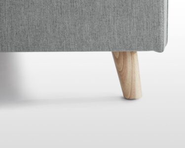 pieds du lit coffre capitonné sans tête